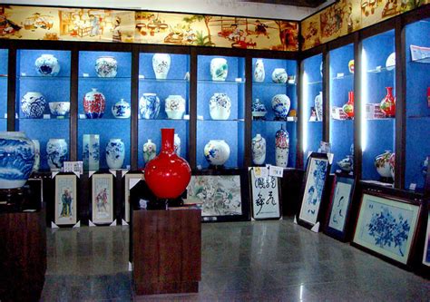 Jingdezhen Seramik Müzesi: Tarihin Tozlu Sayfalarından Gelen Bir El Sanatı Şaheseri!